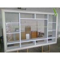 Полиця "Італія"